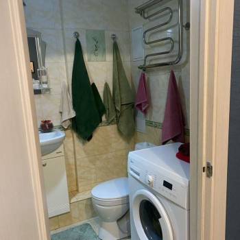 Продается 1-комнатная квартира, 37 м²
