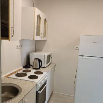 Продается 1-комнатная квартира, 32 м²