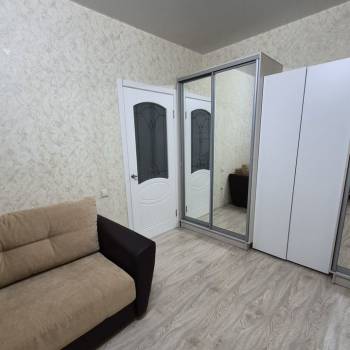 Продается 1-комнатная квартира, 41,2 м²