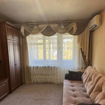 Продается 1-комнатная квартира, 36 м²