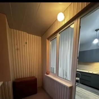 Сдается 1-комнатная квартира, 42 м²