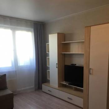 Сдается 1-комнатная квартира, 41 м²