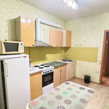 Продается 1-комнатная квартира, 42,4 м²