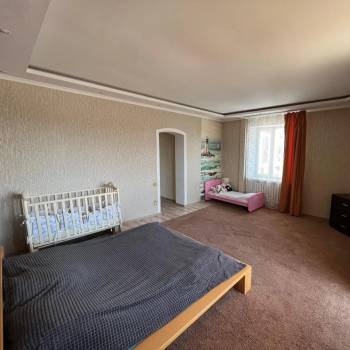 Продается 2-х комнатная квартира, 72 м²