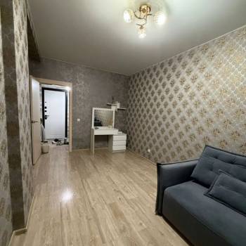 Продается 1-комнатная квартира, 34 м²