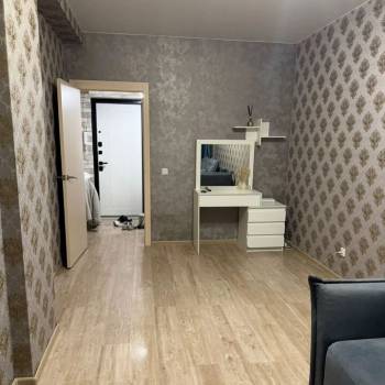 Продается 1-комнатная квартира, 34 м²