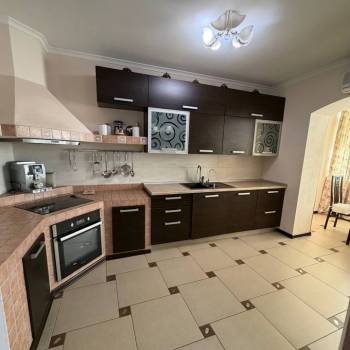 Продается Многокомнатная квартира, 150 м²