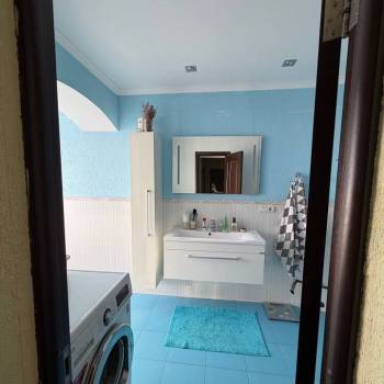 Продается Многокомнатная квартира, 150 м²
