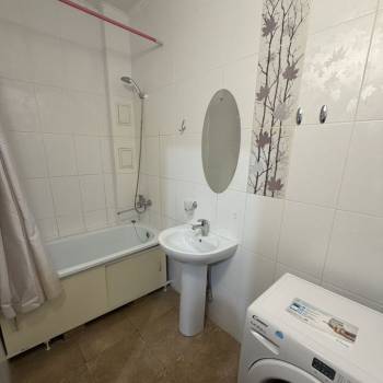 Сдается 1-комнатная квартира, 45,4 м²