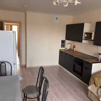 Сдается 1-комнатная квартира, 50 м²