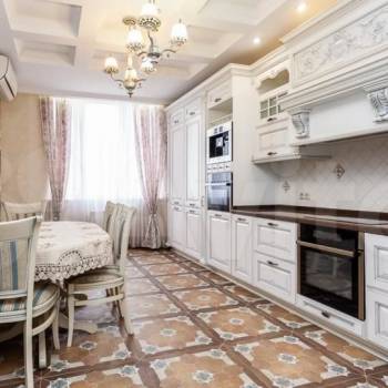 Продается Многокомнатная квартира, 130 м²