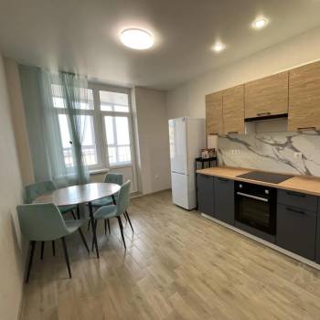 Сдается 1-комнатная квартира, 46 м²