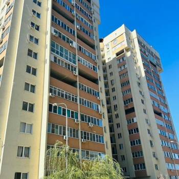 Продается 1-комнатная квартира, 32 м²