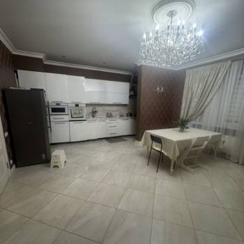 Продается Многокомнатная квартира, 117 м²