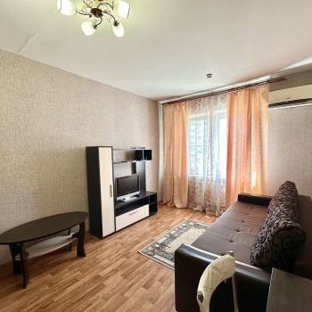 Продается 1-комнатная квартира, 36,6 м²