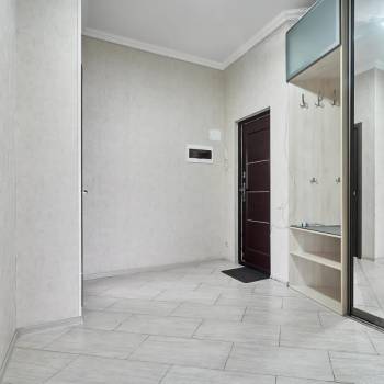 Продается 1-комнатная квартира, 54,9 м²