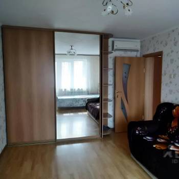 Сдается 1-комнатная квартира, 32 м²