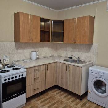 Сдается 1-комнатная квартира, 40 м²