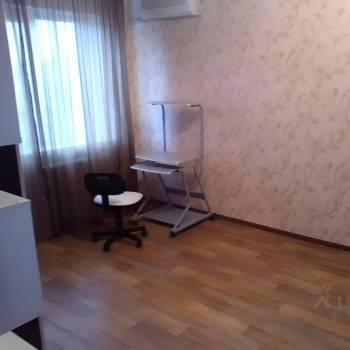 Сдается 1-комнатная квартира, 32,7 м²