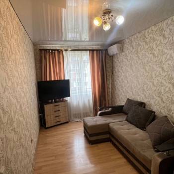 Сдается 1-комнатная квартира, 38 м²