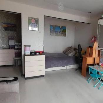Продается 1-комнатная квартира, 34 м²