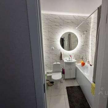 Продается 1-комнатная квартира, 35,8 м²