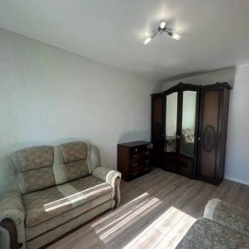 Продается 1-комнатная квартира, 30 м²
