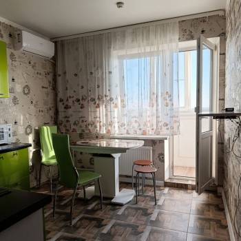 Сдается 1-комнатная квартира, 40 м²