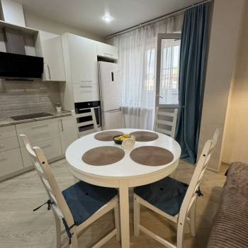 Сдается Многокомнатная квартира, 80,6 м²