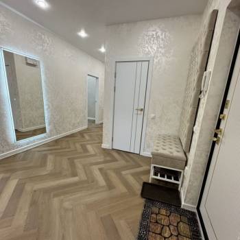 Сдается Многокомнатная квартира, 105 м²