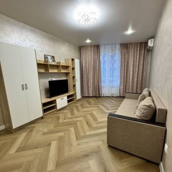 Сдается Многокомнатная квартира, 105 м²
