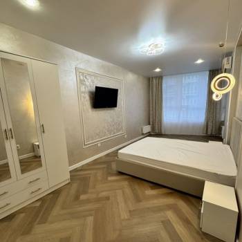 Сдается Многокомнатная квартира, 105 м²