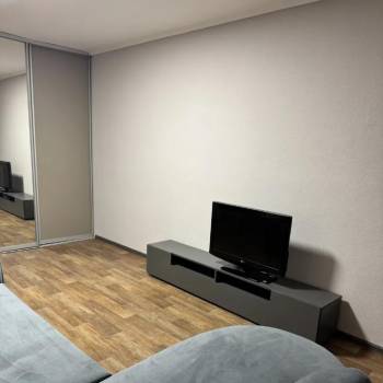 Продается 1-комнатная квартира, 30 м²