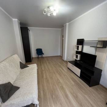 Сдается 1-комнатная квартира, 44 м²