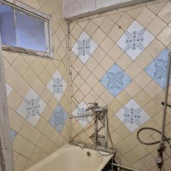 Продается 3-х комнатная квартира, 48 м²