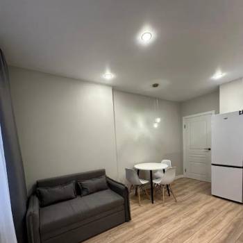 Сдается 1-комнатная квартира, 39 м²
