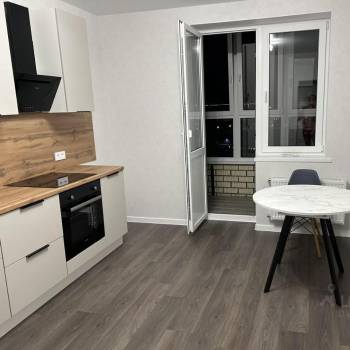 Сдается 1-комнатная квартира, 46 м²