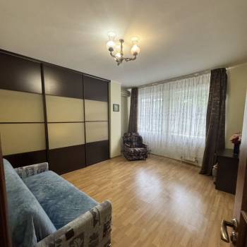 Продается 1-комнатная квартира, 42,4 м²