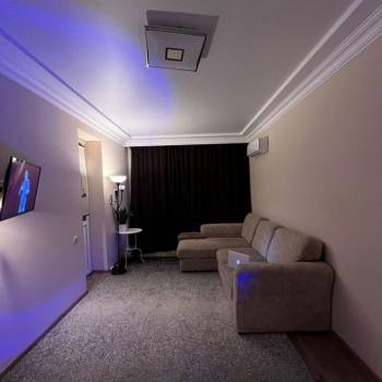 Продается 1-комнатная квартира, 42,3 м²