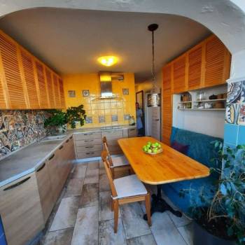 Сдается 1-комнатная квартира, 47 м²