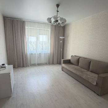 Сдается 1-комнатная квартира, 44 м²