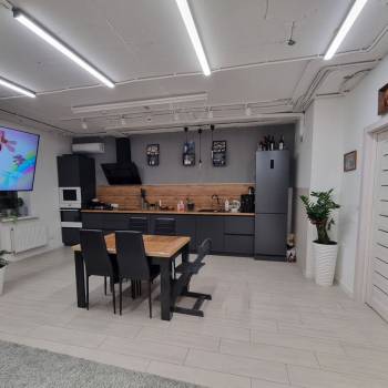 Продается 2-х комнатная квартира, 64 м²