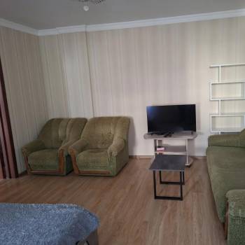 Сдается 1-комнатная квартира, 42 м²