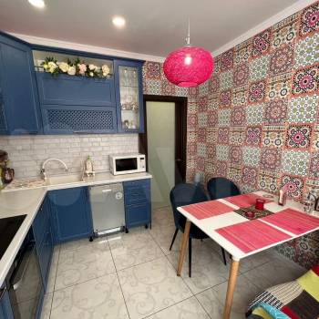 Продается Многокомнатная квартира, 84,5 м²