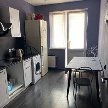 Продается 1-комнатная квартира, 34 м²