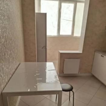Сдается 1-комнатная квартира, 45,2 м²