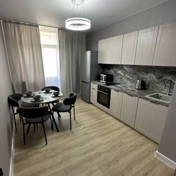 Сдается 2-х комнатная квартира, 57 м²