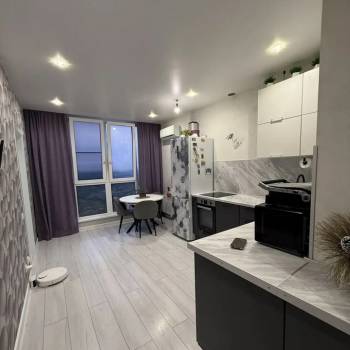 Продается 1-комнатная квартира, 46 м²