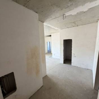 Продается 3-х комнатная квартира, 200 м²