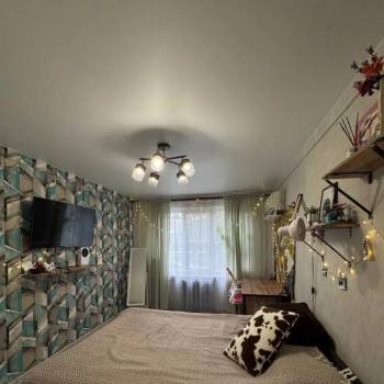 Продается 1-комнатная квартира, 28,4 м²